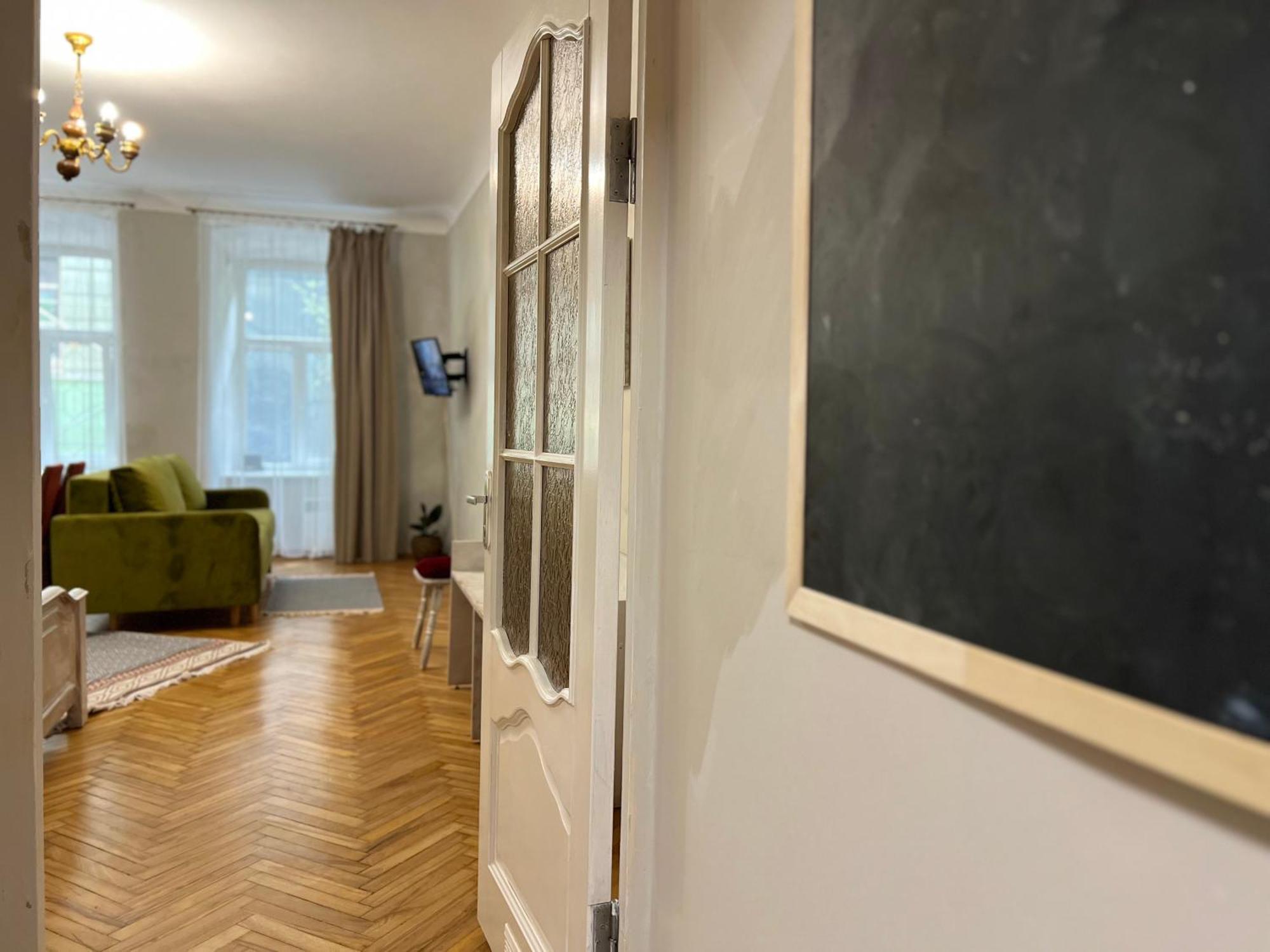 Loft-style On Virmenska Str Apartment Lviv