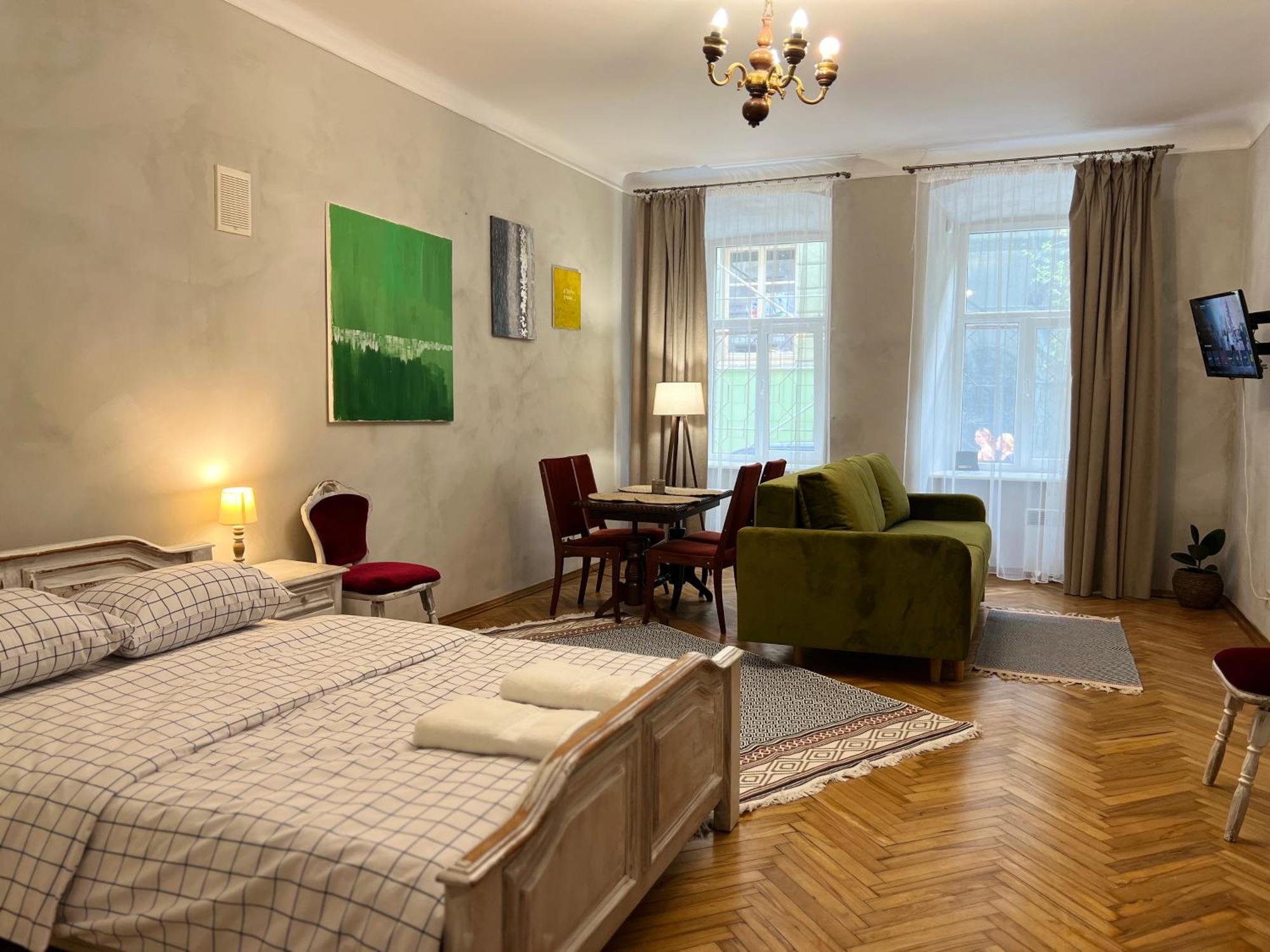 Апартаменти Loft-style On Virmenska Str Львів