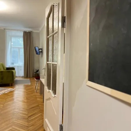 Loft-Style Apt On Virmenska Str Львов Экстерьер фото
